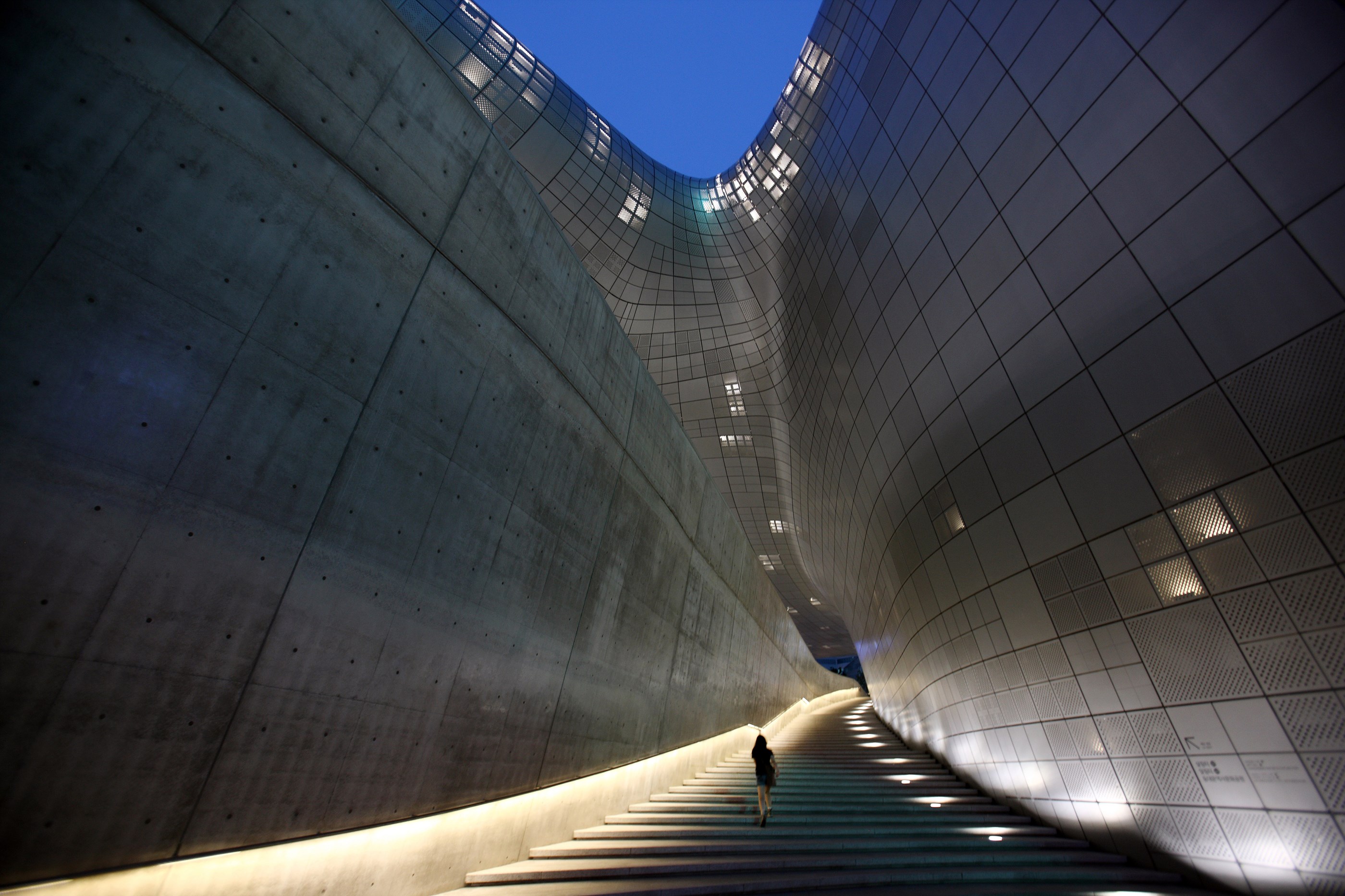 2024 콘크리트문화사진전 / 일반부 우수상 /  박시은 / 작품명: 도시풍경